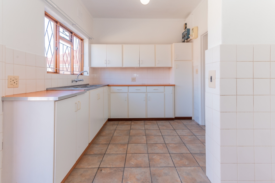 2 Bedroom Property for Sale in Fish Hoek Western Cape